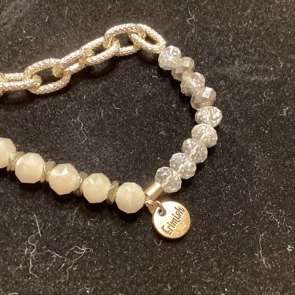 Another Great Set of 2 Stretchable Bracelets. - Picture 7 of 12